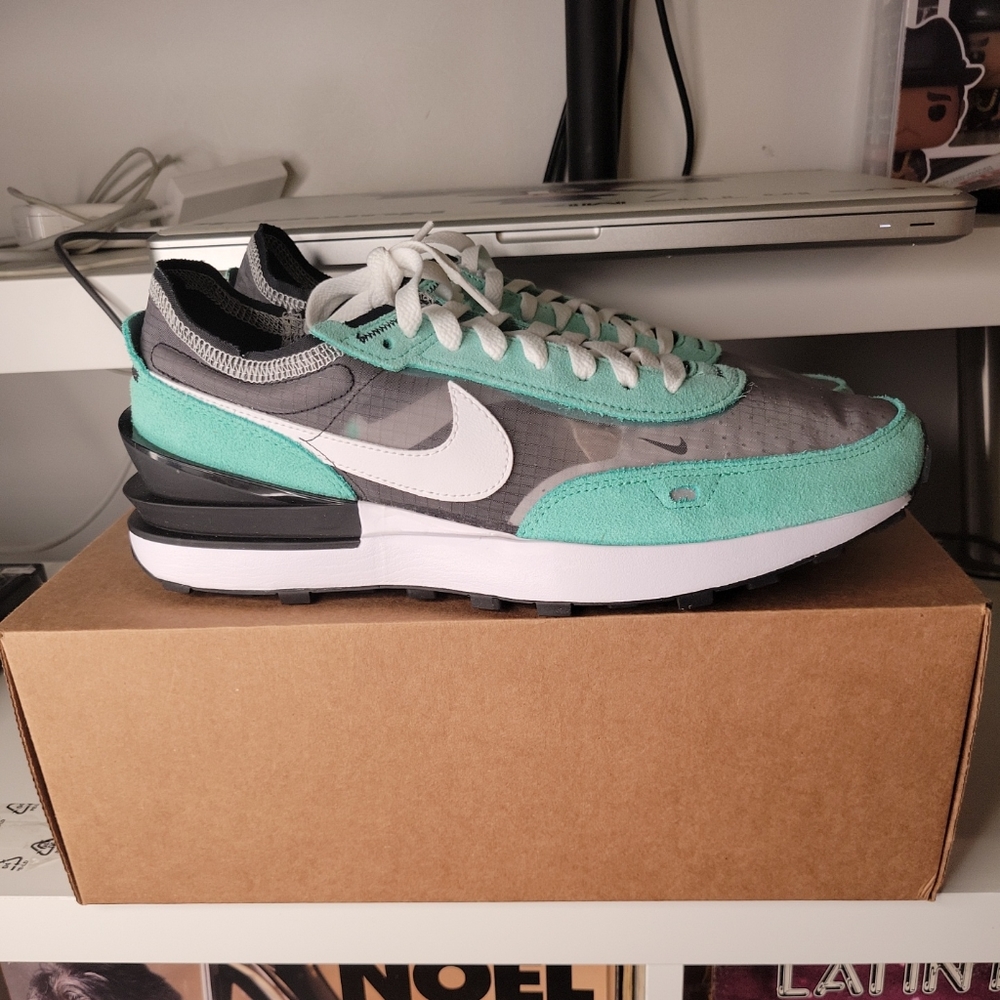 Nike Waffles One Size 10. Mens